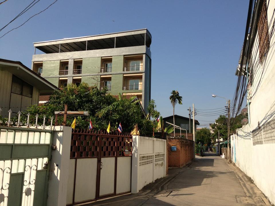 The State Apartment Bangkok Esterno foto